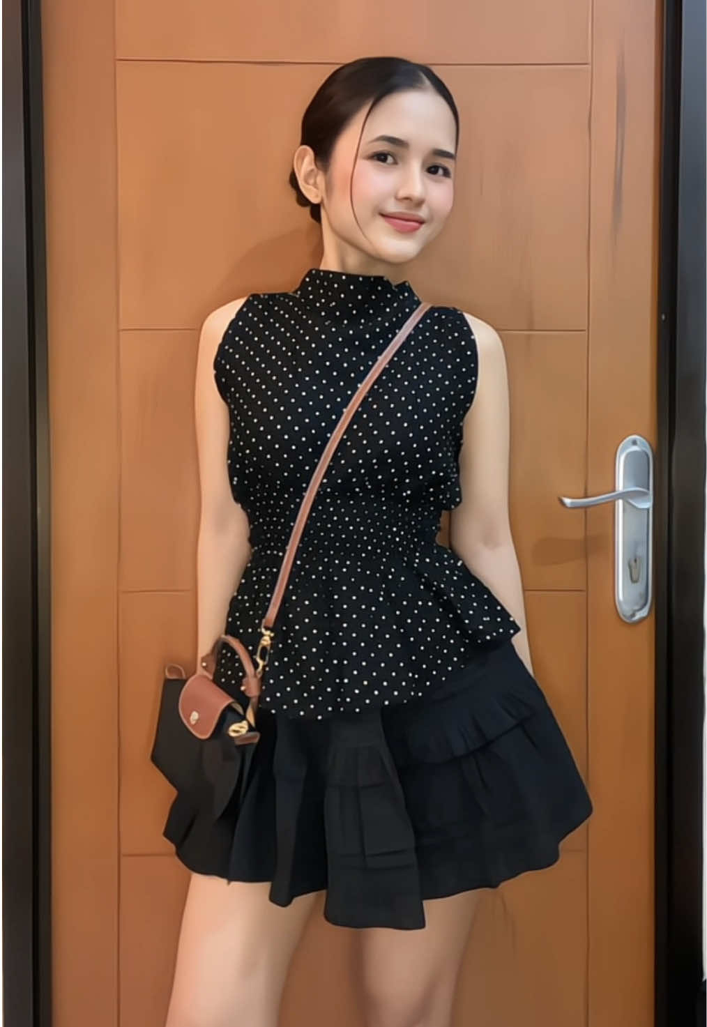 Not me falling in love with this  Polkadot Halterneck 💋🖤 I got from @AU wear 