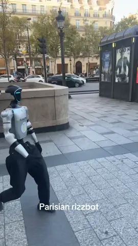 Ahhaaahahaa in champs elysees #paris #fyp #robot #champselysees 