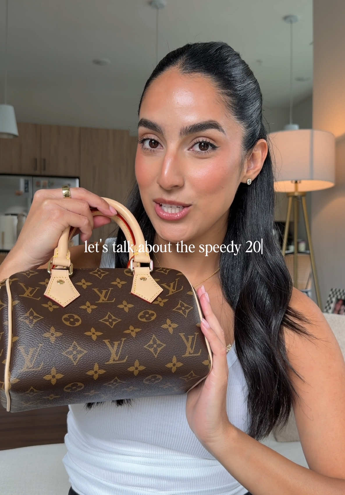i’m OBSESSED with my Louis Vuitton Speedy 20 but the original strap it comes with is just not my personal favorite… so I found an alternative at a more affordable price from Etsy! the quality is amazing, I’m so happy about it ✨ #lv #speedy20 #lvspeedy20 #louisvuitton #lvbag #bagupgrade #bagtok #hangbagcollection 