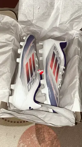 Airzoom hal gabar oo igada rabaa 👟🥹#foryoupage#barcelonafc🔴🔵  #manchestercity👑🤍💙 #allahuakbar #messi_messi10 