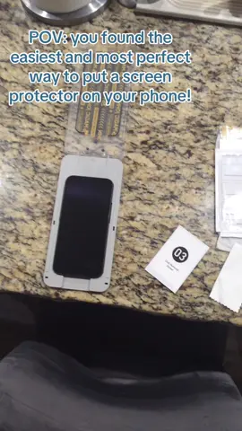 The most perfect way to put a screen protector on! #phonescreenprotector #magicjohn #screenprotector 
