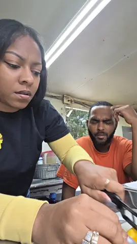 @The Snack Cabinet  Food Truck  When customers walk up & dont order.. 😂