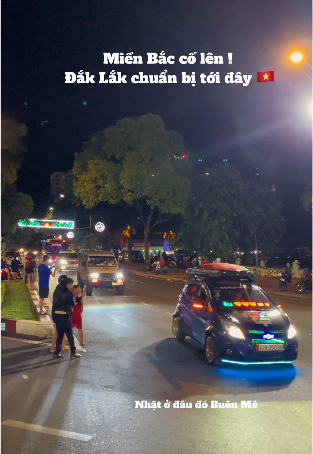Đoàn Đắk Lắk gồm 12 xe bắt đầu xuất phát ra cứu trợ miền Bắc. Miền Bắc ơi cố lên ! #47daklak #bmt #reviewbuonmathuot #cuutromienbac #thainguyen 