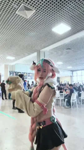 moo :3 ! || at @Iberanime Oficial ! 💗  tags: #viral #cosplay #foryou #varesa #GenshinImpact 
