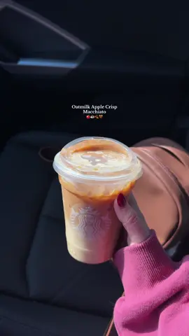 Oatmilk Apple Crisp Macchiato #starbucksmorning #coffeeaestheticgirlss #starbucksfall #starbucksfalldrinks #coffeecoffeecoffee  