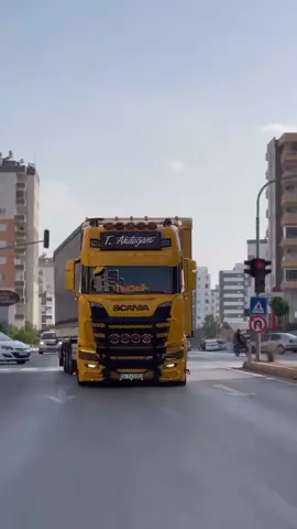 #شاحنات_مرسيدس_بنز🇩🇪 #الشعب_الصيني_ماله_حل😂😂 