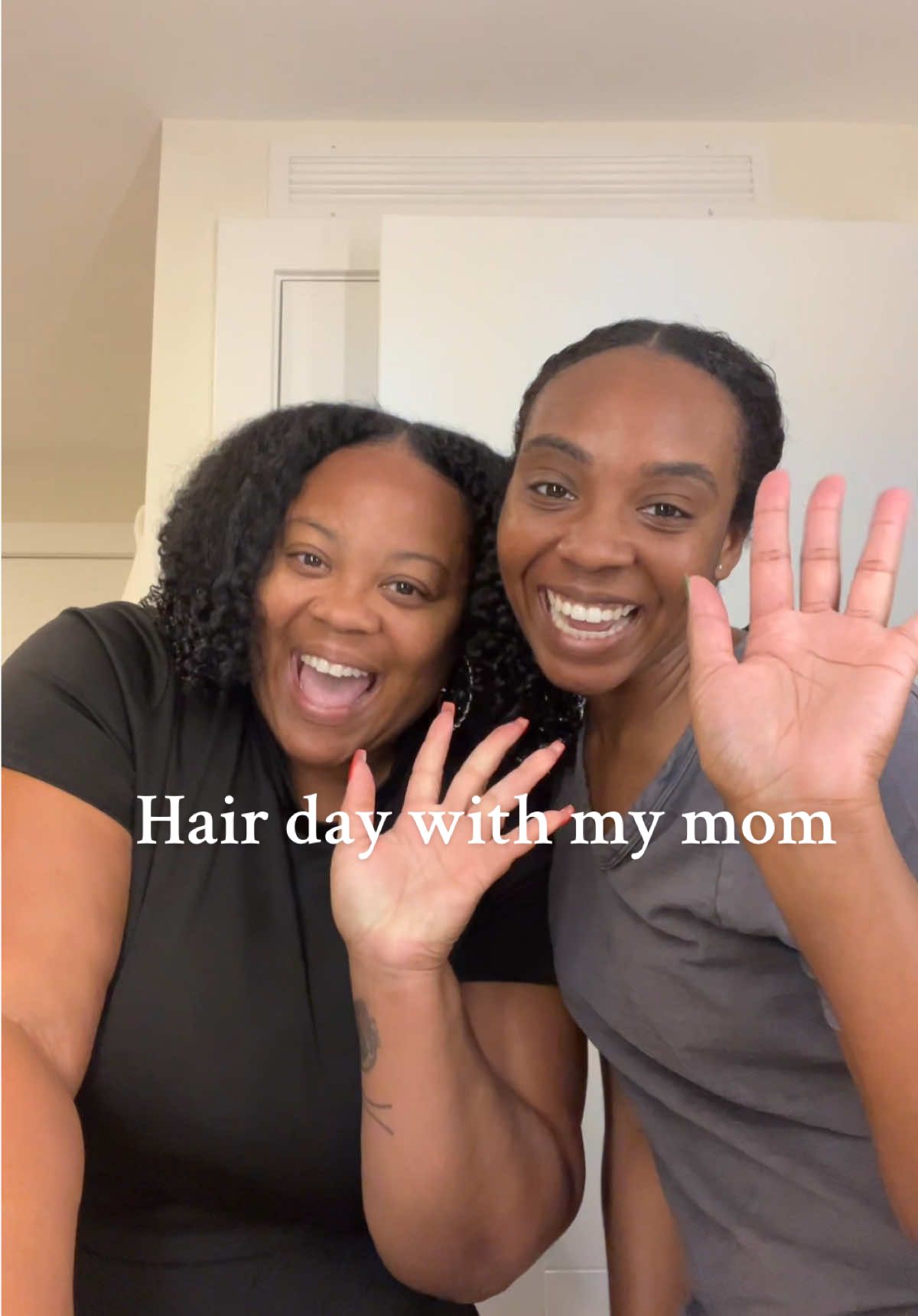 Everytime she come over here she got me doing something!😩😂 #washday #momanddaughter #hairtutorial #patternbeauty #saturday @Timica Evans 