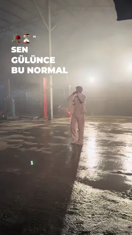 Şarkıyı bekleyenlerii görelim. Bu arada şablonn 👌🏻🔥