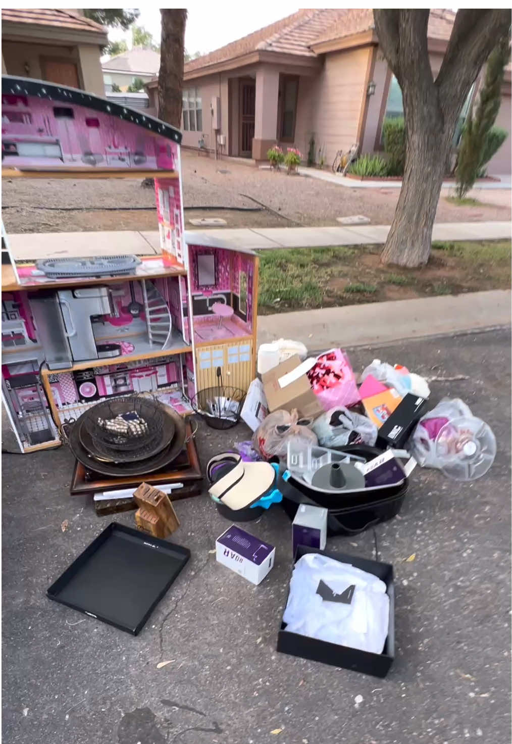 COSAS QUE TIRAN EN USA😱TRASTES Y SALA