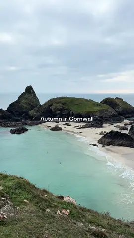 Cornwall is magic any time of year, but there’s something especially lovely about autumn here 🍂✨ #cornwall #autumn #holidayhome #cornwallholiday 