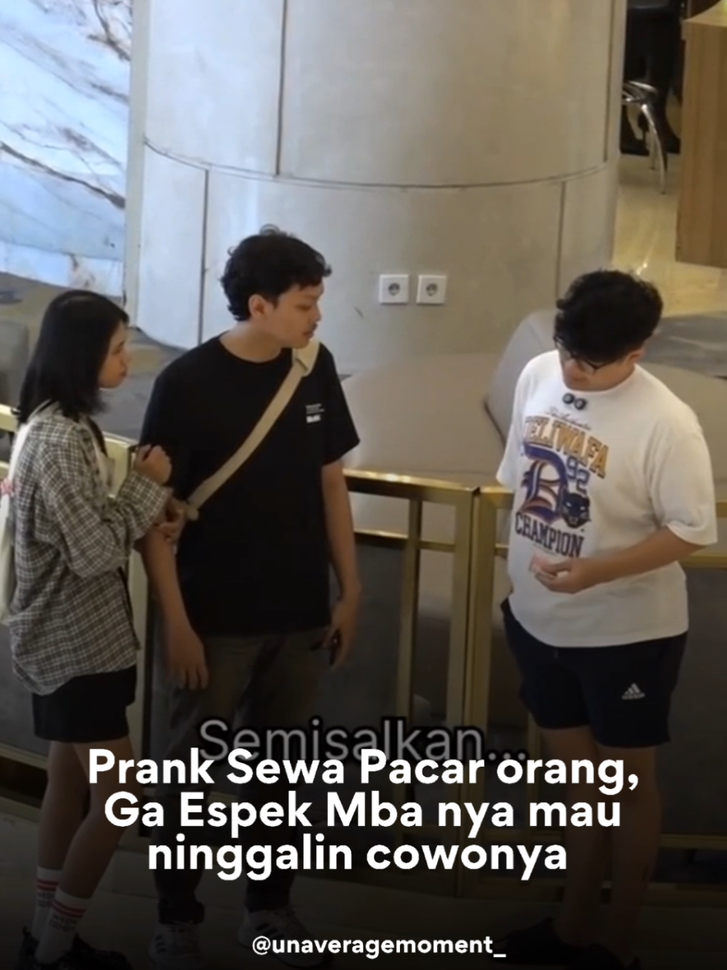 sejak saat itu senyum abngnya menjadi pulsa #UnaverageStudent 