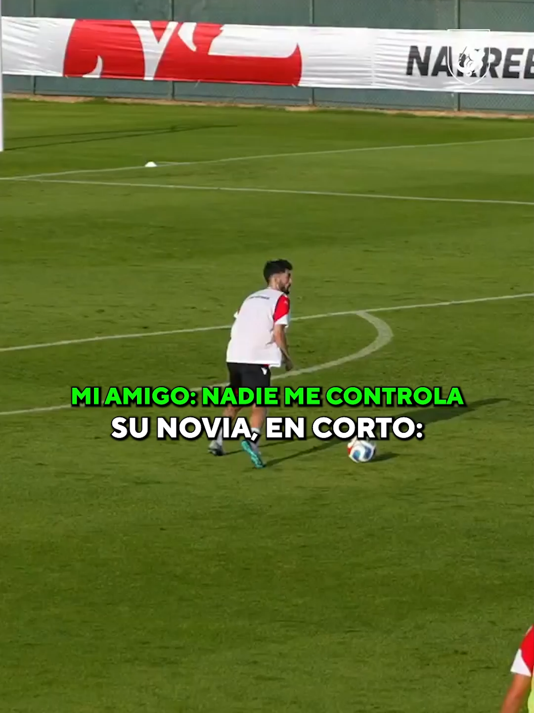 ETIQUETA A ESE AMIGO QUE LO CONTROLAN COMO KVARATSKHELIA 😅 📽 Georgia #Fútbol #TikTokDeportes
