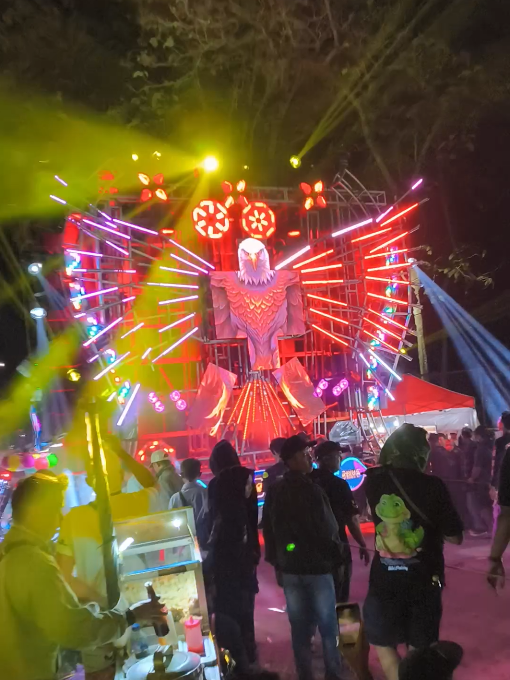 MAHARDIKA X STAR LIGHTING @mahardikaproaudio0 @starlighting_kediri  #soundhoregjawatimur #karnaval #allingampingan #mahardika #starlightingkediri 