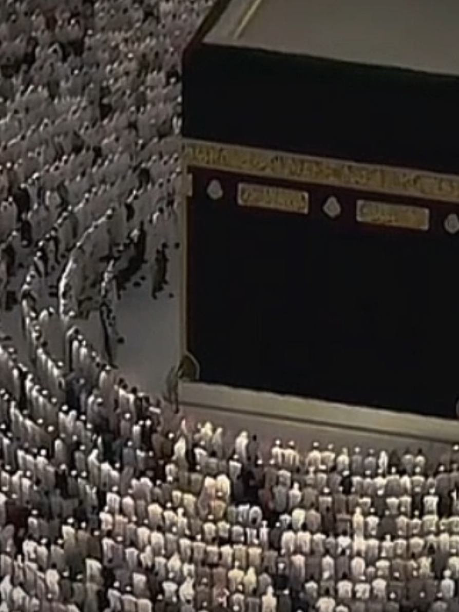 ﴿أَوۡ كَظُلُمَٰتٖ فِي بَحۡرٖ لُّجِّيّٖ يَغۡشَىٰهُ مَوۡجٞ مِّن فَوۡقِهِۦ مَوۡجٞ مِّن فَوۡقِهِۦ سَحَابٞۚ..﴾  #خالد_الغامدي #الحرم_المكي 