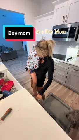 The cutest stage 5 clinger  #boymomlife #boymom #nashvillemoms #clarksvilletennessee 