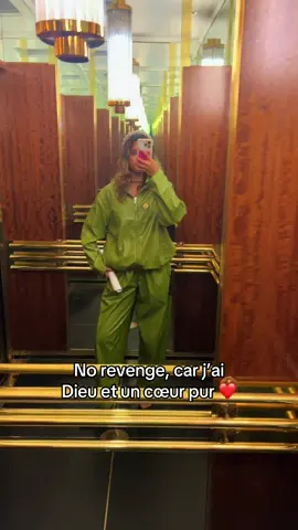 ❤️ #mauricienne #mauritiangirl #paris #parisfrance #fashioncontentcreator 