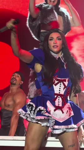 @Pabllo Vittar Cantando ‘MIRAGEM’ no Halloween da Pabllo 2025 ao vivo.   #halloweendapabllo2025 #curitiba #pabblovittar #musica #halloween 