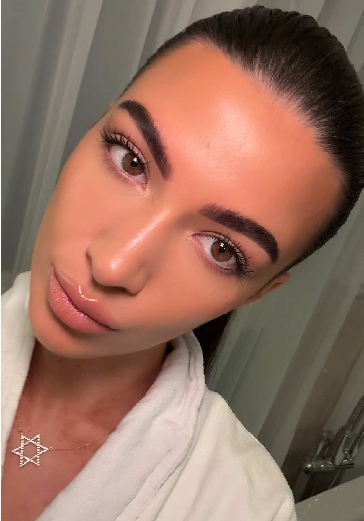 #makeuptutorial 