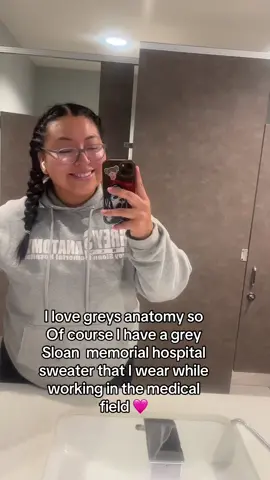 Wearing it because I just rewatched the airplane episode 😭😩 #fyp #greysanatomy ##mcsteamy #foryoupage 