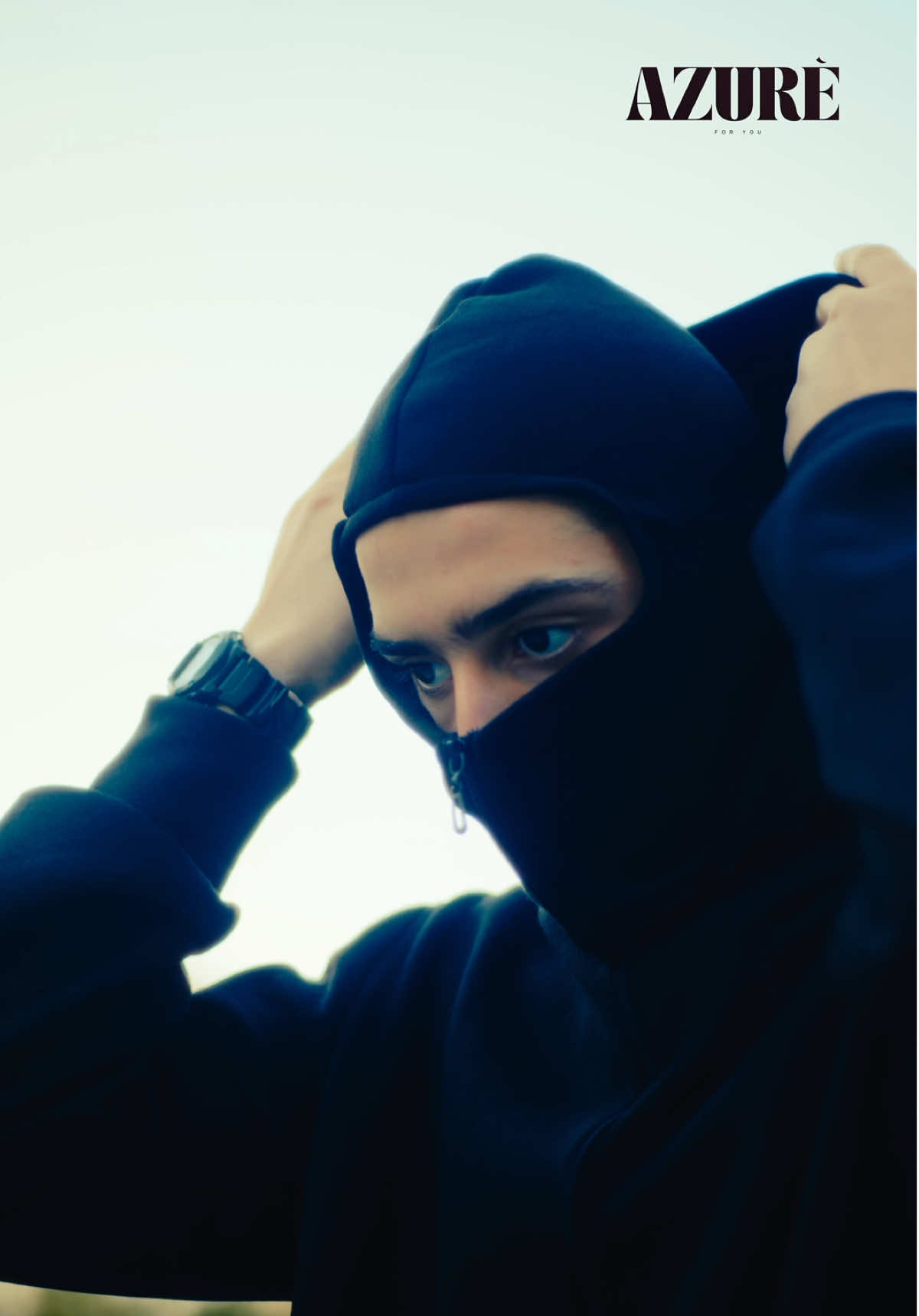 BALACLAVA ( NINJA HOODIE 🥷 ) THE REAL STREET TALKERS  DISPONIBLE CHEZ AZURE AVEC UN PRIX IMBATTABLE  COULEURS BLANC ET NOIR  TAILLE : DU S au XL  Pour toutes commandes contactez nous ou visiter notre site web  Lien disponible sur la bio  #foryou #balaclava #ninjahoodie #alger #streetwear 