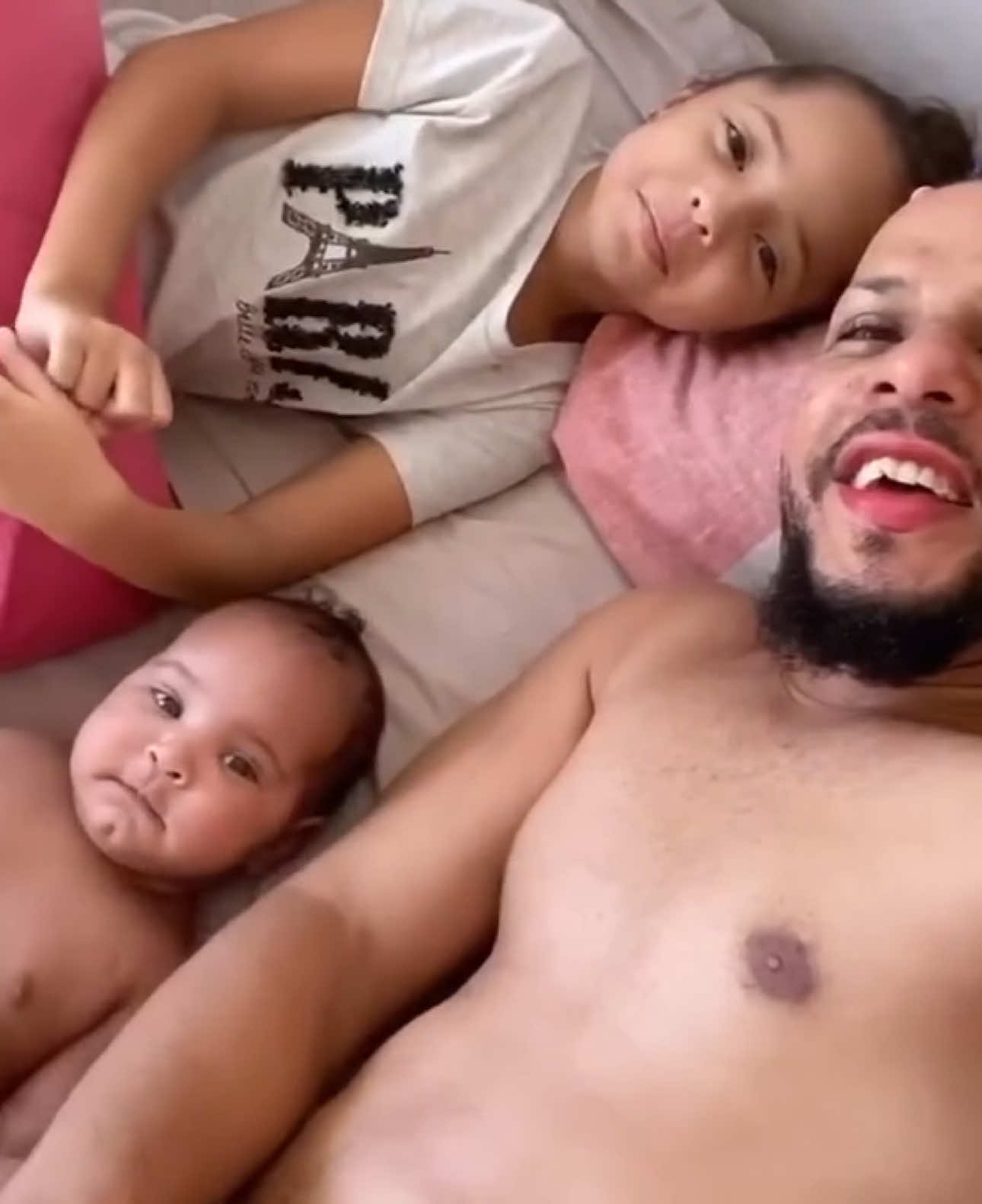 Imitando o Tio Lucas: Família de doidos… ou de alegria??! 😂🔥👶 #G#Gattusoficial1K#KuduroLimpoa#angola🇦🇴m#moçambique🇲🇿portugal 