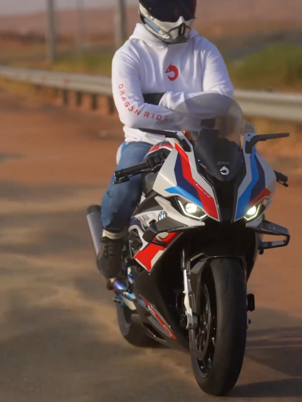 S1000rr exhaust sound  bike of South Africa bmw bmw s1000rr south Africa s1000rr cruising mode #foryoupage #fyp #viraltiktok #trendingvideo #explorepage 