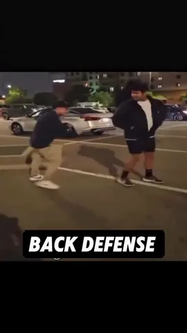 Defend your back in a fight  #MMA #boxing #muaythai #combat #UFC 