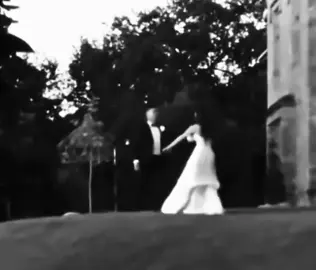 حبيبي دع الماضي! #حب  #حضن  #foryou #fyp #explore 