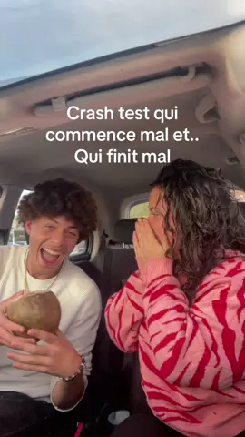 On devait aller prendre le goûter dans une petite boulangerie mais nan il a voulu goûter ça.. #flop #crashtest #grandfrais #noixdecoco 