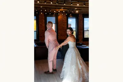 Our first sneak peak at the wedding photos 😍💍🏔️