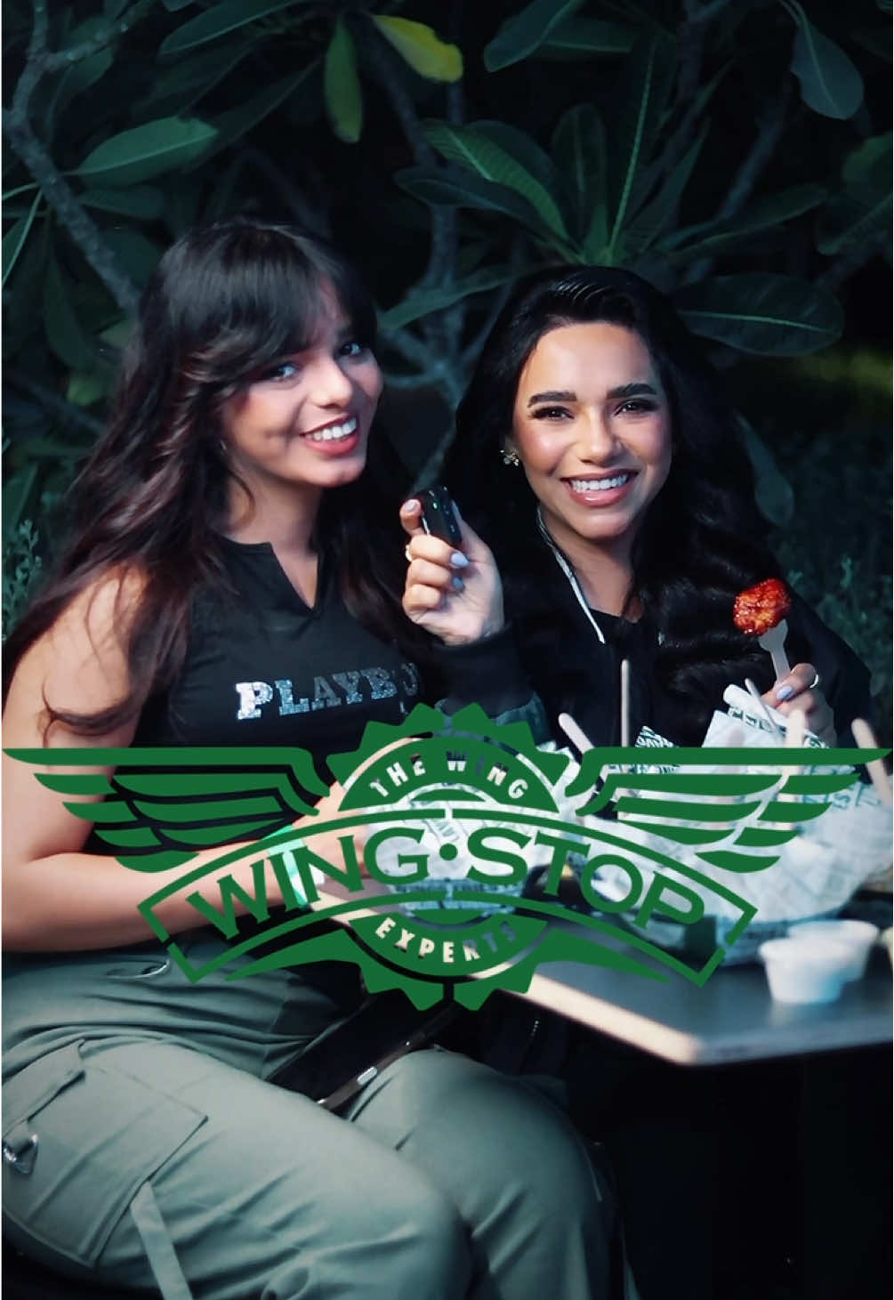 وين جربتو #wingstop  اول مره ؟ انا في ابو ظبي 💕 @apparelgroupofficial @clubapparel  @wingstopbahrain #food #wings #chicken #foryoupage 