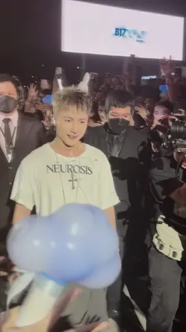 Sơn Tùng M-TP có thật trên đời nha mấy bà 🤭🤭🤭 @Son Tung M-TP #sontungmtp #mtp #sky #xuhuong #fypシ 