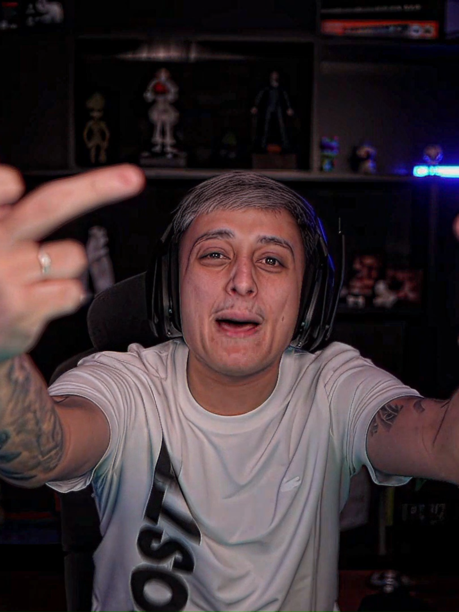 fuck love. 🤭 #dona #steamer #twitch #edit #fyp #tropadogoti @dona19__