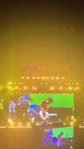 Ku pe tik bin tang 🔥🎉🎊🔥 #sheilaon7 #liveproject2025 #liveprojectsemarang #lanumadahmadyani #melompatlebihtinggi @LIVE PROJECT 