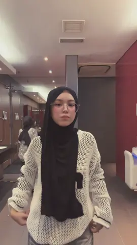 toilet fit check lagi