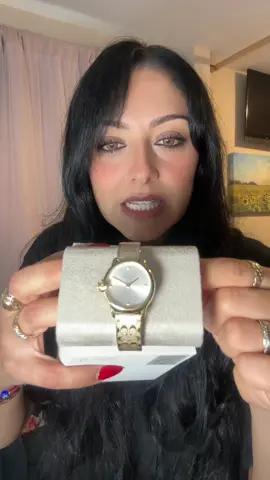 Espero que le gusten mis regalos 🤗🤗🤗#foryou #foryoupage #parati #fyp #cascarita 