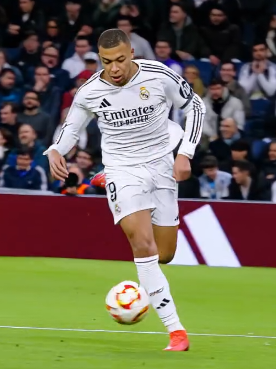 Kylian Mbappe skills 2025 #realmadridfc #kylianMbappe #foryou #viral #fyp 