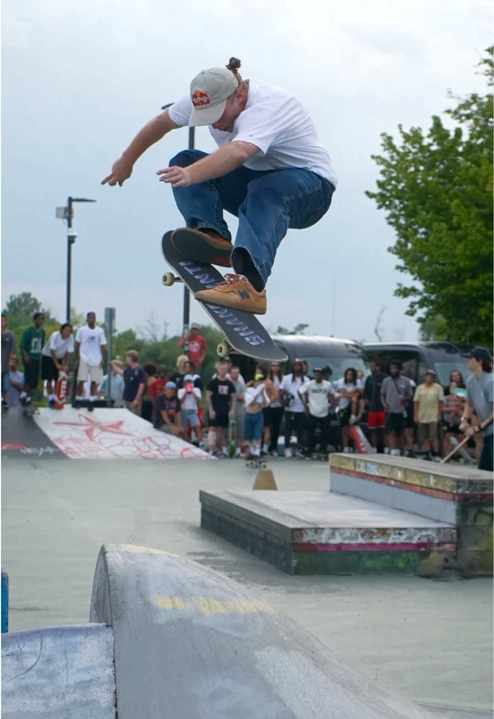 NEW BALANCE NUMERIC’S “Running Numbers” tour kicks off this weekend 📈 Demo begins 12pm Sunday at Modern Skate in Royal Oak, MI. ⚙️  #Thrasher #SkateAndDestroy #Skateboarding 