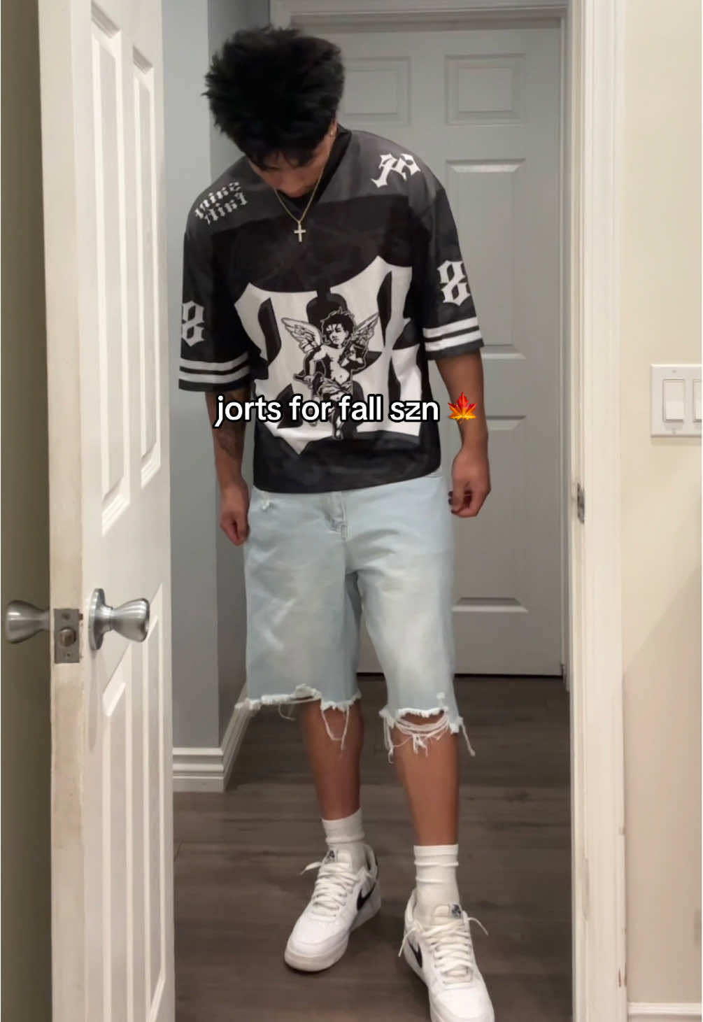 #jorts #baggyjorts #falldealsforyou #falloutfits 