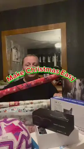 Make Christmas gift wrapping easy with drawstring gift bags. No more messing around with scissors and tape, just fill, pull and gift.#christmasgiftbags#festivewrappingbundle #holidaypackaging #christmas 