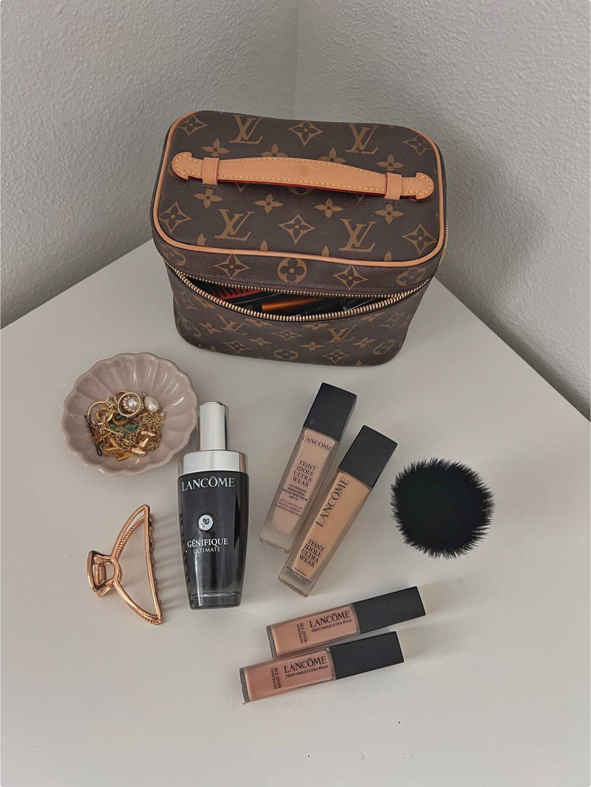@Lancôme is a fav for a reason 🫶 #ugccontentcreator #ugccreator #lancome #lancomemakeup #lancomeconcealer 