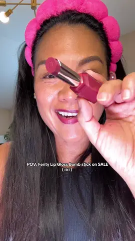 Fenty nailed this lip gloss Stix !! Shade riri is the 😮‍💨🤌🏼 and perfect for stocking stuffer @Fenty Beauty #fentybeauty #lipgloss #fentylipgloss #viralmakeup #tiktokshopfinds 