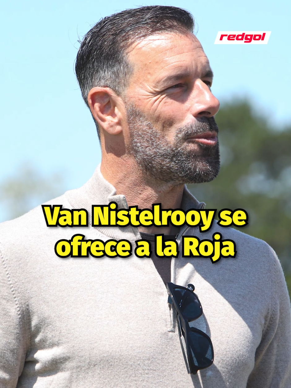 Ruud Van Nistelrooy se ofrece para ser el asistente técnico de la selección chilena si Manuel Pellegrini llega como DT a la Roja. El exfutbolista se encuentra en nuestro país. #vannistelrooy #laroja #seleccionchilena 