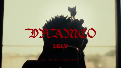 LGLV – Ce projet me tenait vraiment à cœur, alors j’ai voulu lui donner vie à travers ce visuel. Merci à tous pour la force et le soutien depuis le début ❤️ Le visuel est déjà disponible sur YouTube, allez découvrir ça 🎬 #dramco #pourtoi #fyp #rapivoirien225🇨🇮 #cotedivoire🇨🇮   🎥 : @Frawcreative 