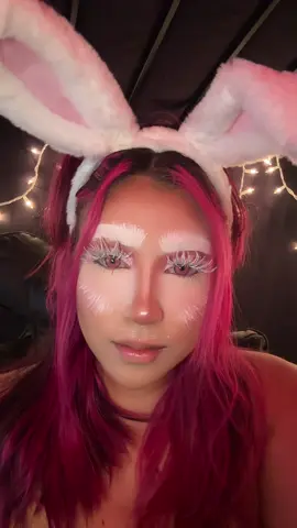 💗🐇 #bunnymakeup #pinkhalloween #easyhalloweenlooks #easyhalloweenmakeup #rabbitmakeup 