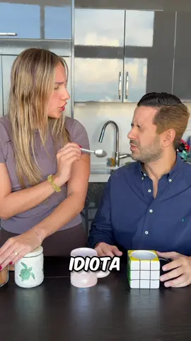 Mi novia me preguntó eso… pero no se refería a mujeres, ¿qué hago ahora? 😩  @Zoe López 