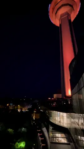 Nihayet insanlık da öldü