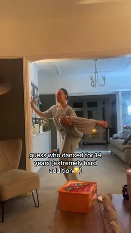 Not an easy one to guess x  #fyp #sister #flexible #viral #relatable