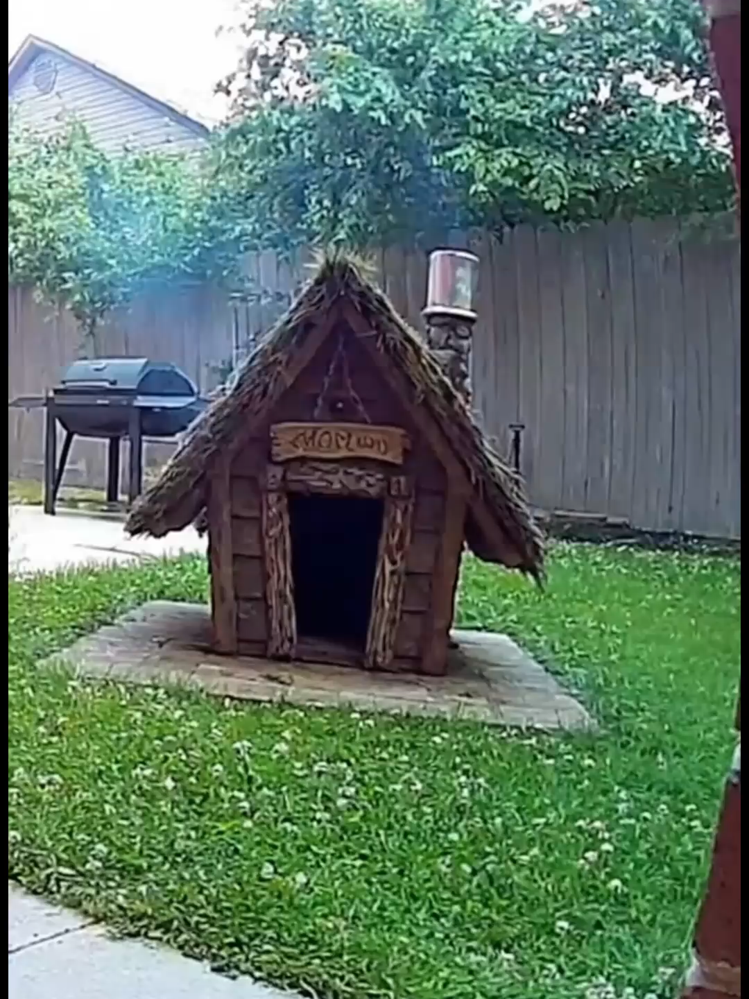 Me and the bros leaving the house for the first time after a 10 Hour Clash session #clashroyale #goblinhut #sora2