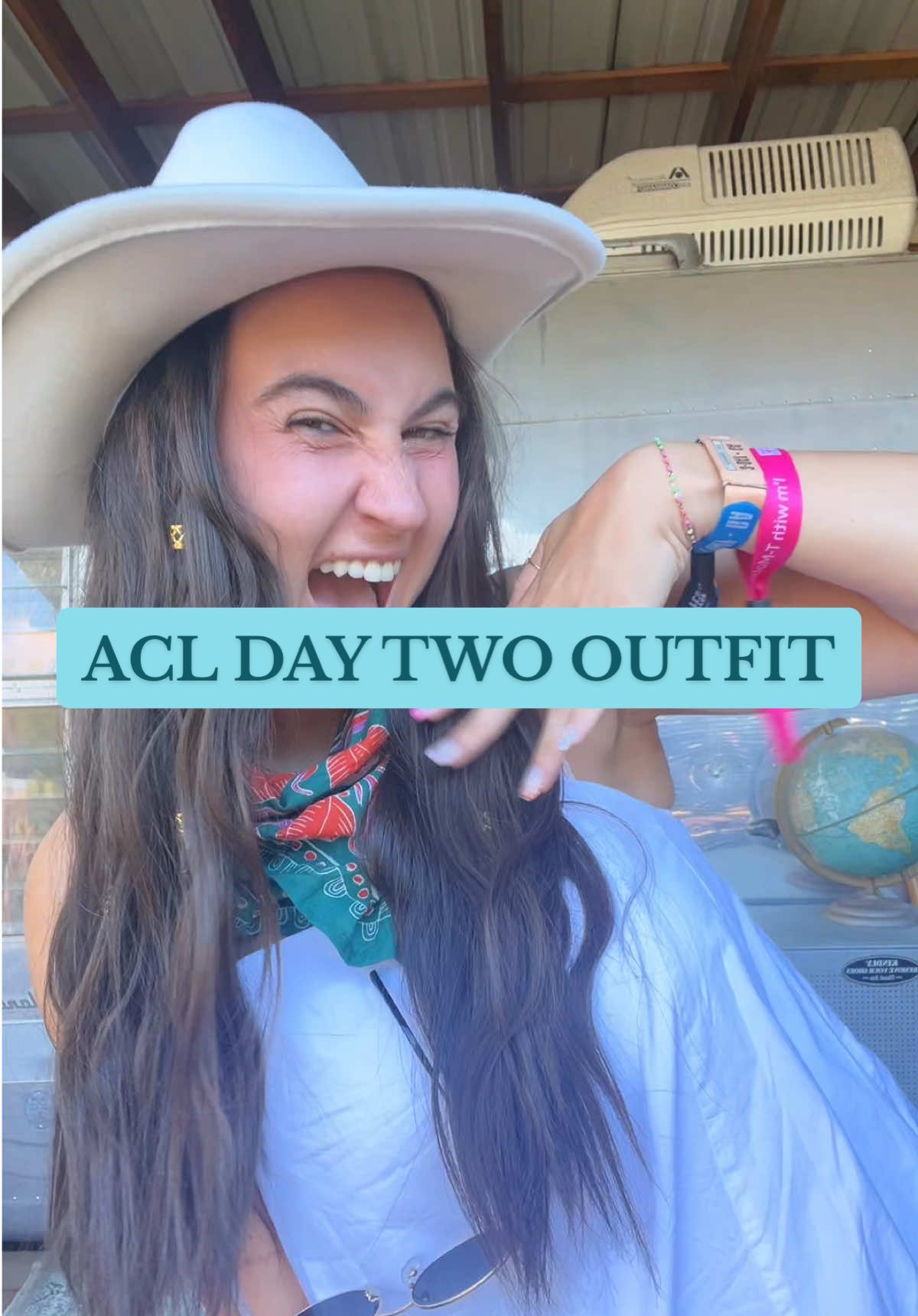 SABRINA DAY!!! #austincitylimits #aclfestival #musicfestival #austincitylimitsoutfit #festivalfashion @Austin City Limits 